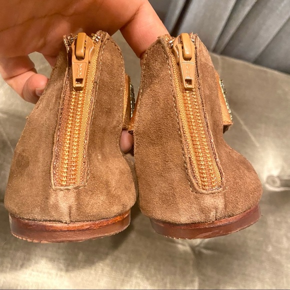 Steve Madden Beaded Pharaoh Thong Sandals Suede Leather - Picture 6 of 9